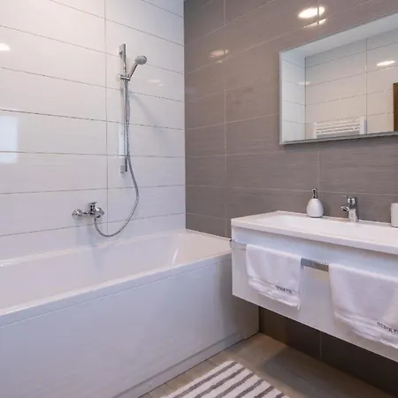 Tatil Evi Ferienhaus Mit Privatpool Fuer 8 Personen Ca 250 Qm In Stankovic Bei Orebic, Dalmatien Sueddalmatien Orebić