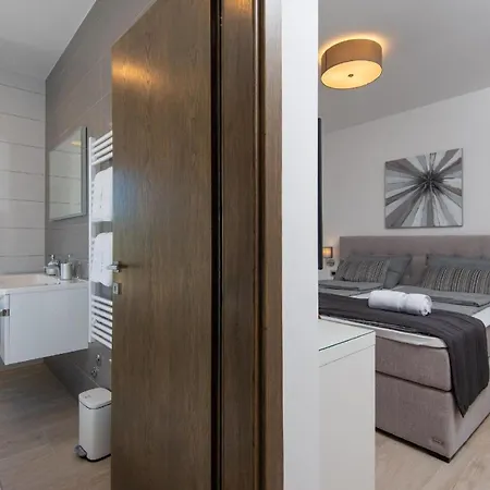 Tatil Evi Ferienhaus Mit Privatpool Fuer 8 Personen Ca 250 Qm In Stankovic Bei Orebic, Dalmatien Sueddalmatien Orebić